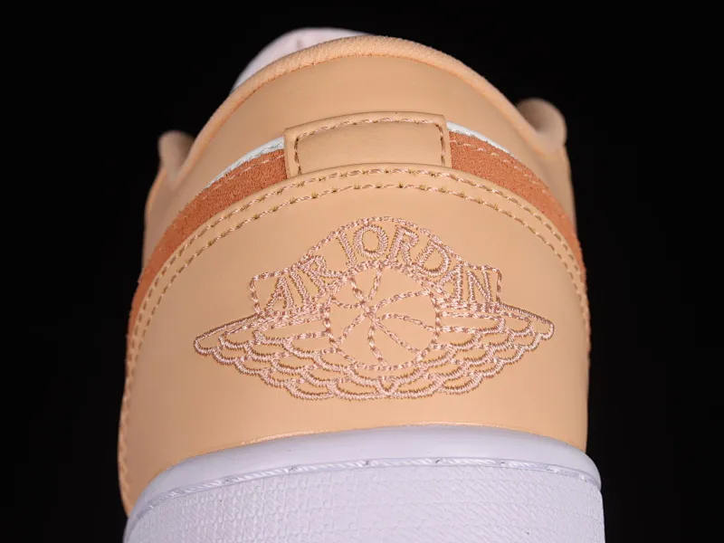 All categories Air Jordan Jordan series basketball shoes Air Jordan 1 Low Z version Air Jordan 1 Low AJ1 Joe 1 white and orange low-top cultural and leisure sports sneakers DC0774-801